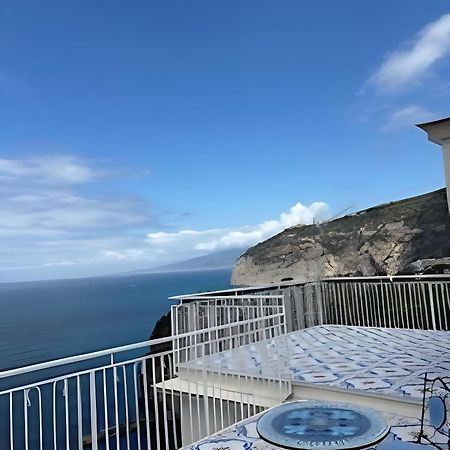 Hotel Klein Wien Piano di Sorrento Exteriör bild